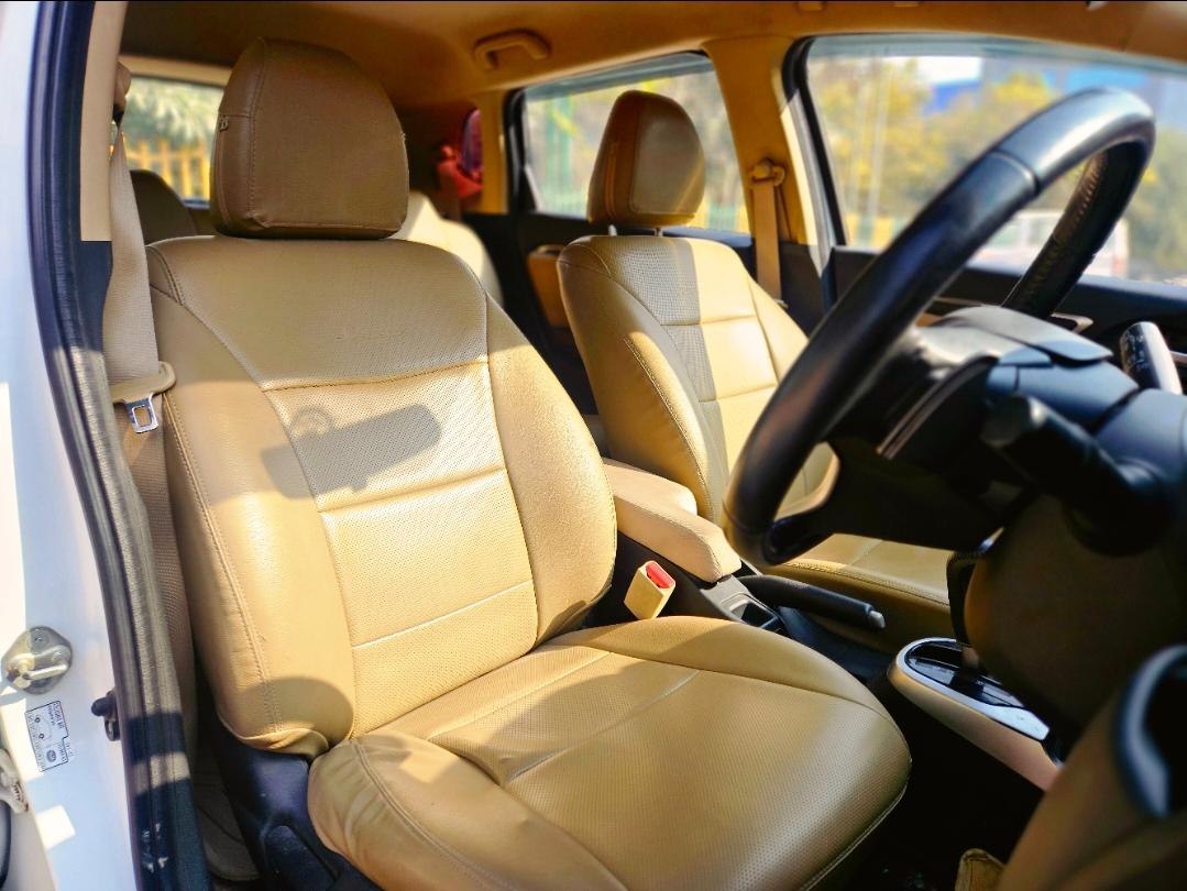 यूज़्ड 2018 होंडा जैज़, Noida New Delhi 15 यूज़्ड 2018 होंडा जैज़, Noida New Delhi 15