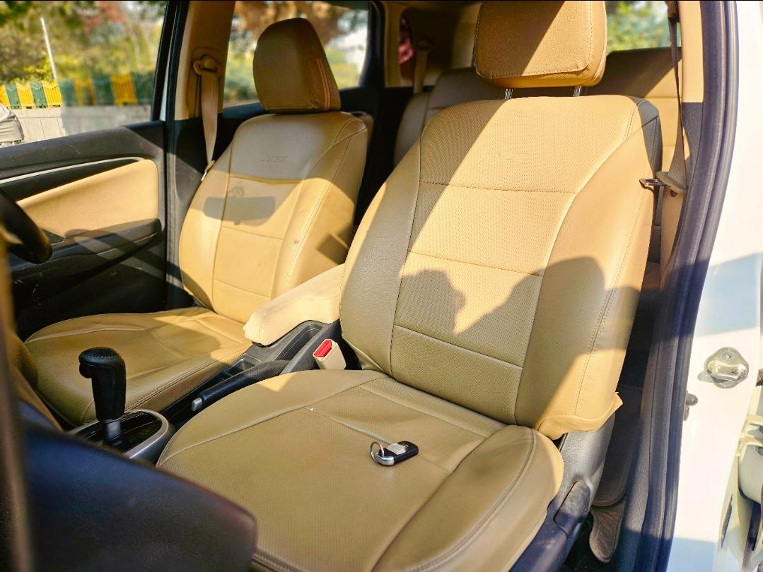 यूज़्ड 2018 होंडा जैज़, Noida New Delhi 13 यूज़्ड 2018 होंडा जैज़, Noida New Delhi 13