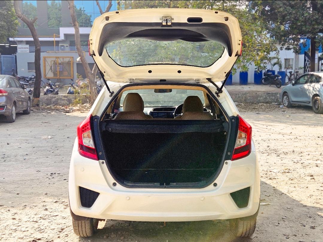 यूज़्ड 2018 होंडा जैज़, Noida New Delhi 9 यूज़्ड 2018 होंडा जैज़, Noida New Delhi 9