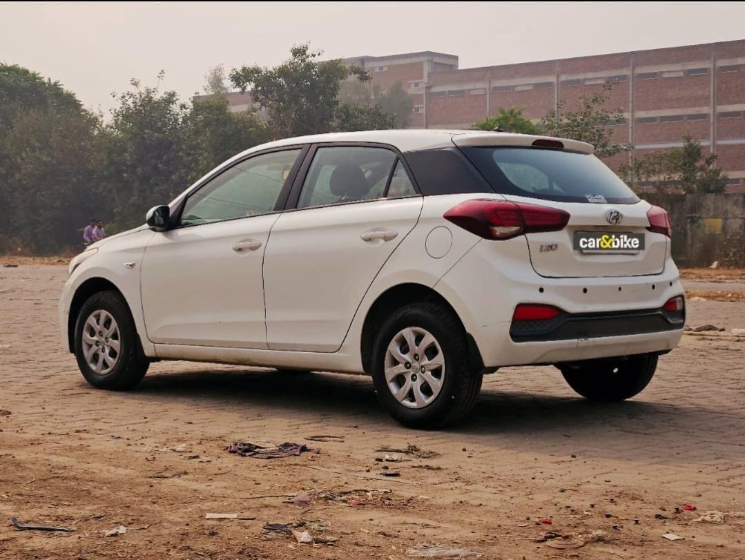 यूज़्ड 2018 ह्युंडई ईलाइट आई20, Noida New Delhi 2 यूज़्ड 2018 ह्युंडई ईलाइट आई20, Noida New Delhi 2