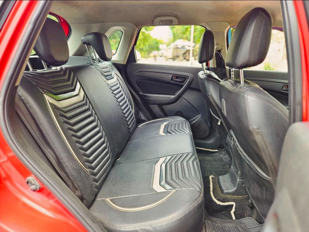 यूज़्ड 2020 मारुति सुजुकी विटारा ब्रेज़ा, Noida New Delhi 15 यूज़्ड 2020 मारुति सुजुकी विटारा ब्रेज़ा, Noida New Delhi 15