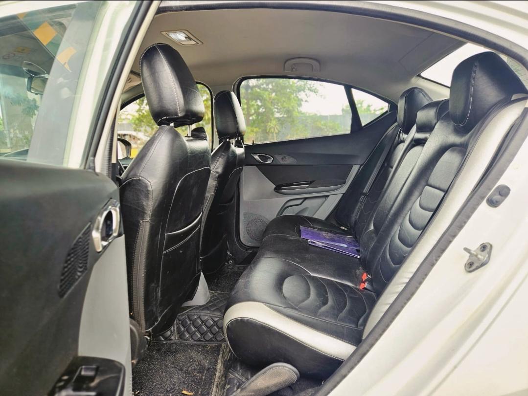 यूज़्ड 2018 टाटा टीगोर, Noida New Delhi 16 यूज़्ड 2018 टाटा टीगोर, Noida New Delhi 16