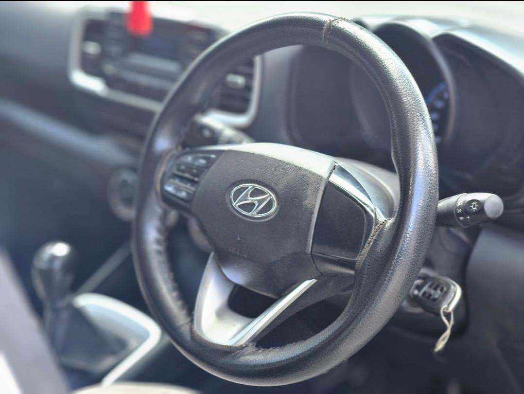 यूज़्ड 2020 ह्युंडई वेन्यू, Noida New Delhi 12 यूज़्ड 2020 ह्युंडई वेन्यू, Noida New Delhi 12