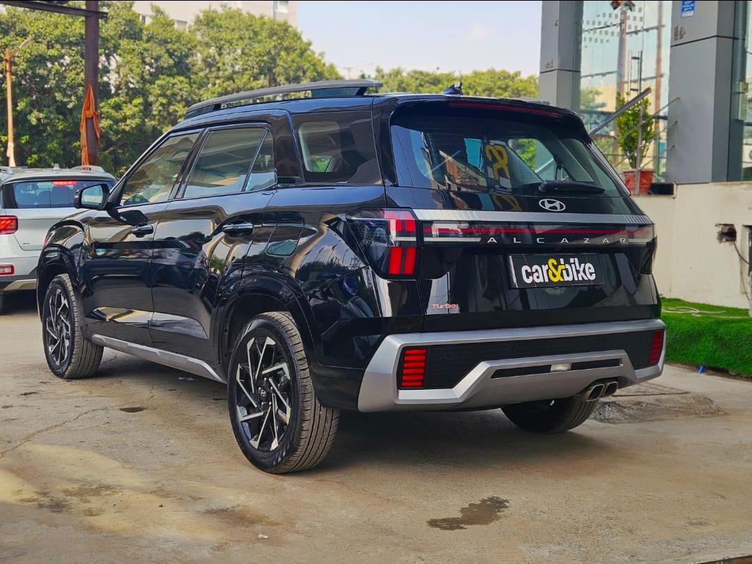 यूज़्ड 2024 ह्युंडई अल्काजार, Noida New Delhi 2 यूज़्ड 2024 ह्युंडई अल्काजार, Noida New Delhi 2