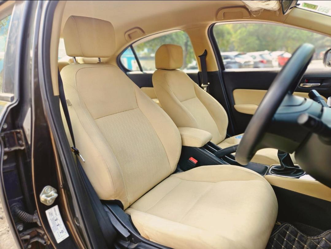 यूज़्ड 2021 होंडा सिटी, Noida New Delhi 15 यूज़्ड 2021 होंडा सिटी, Noida New Delhi 15