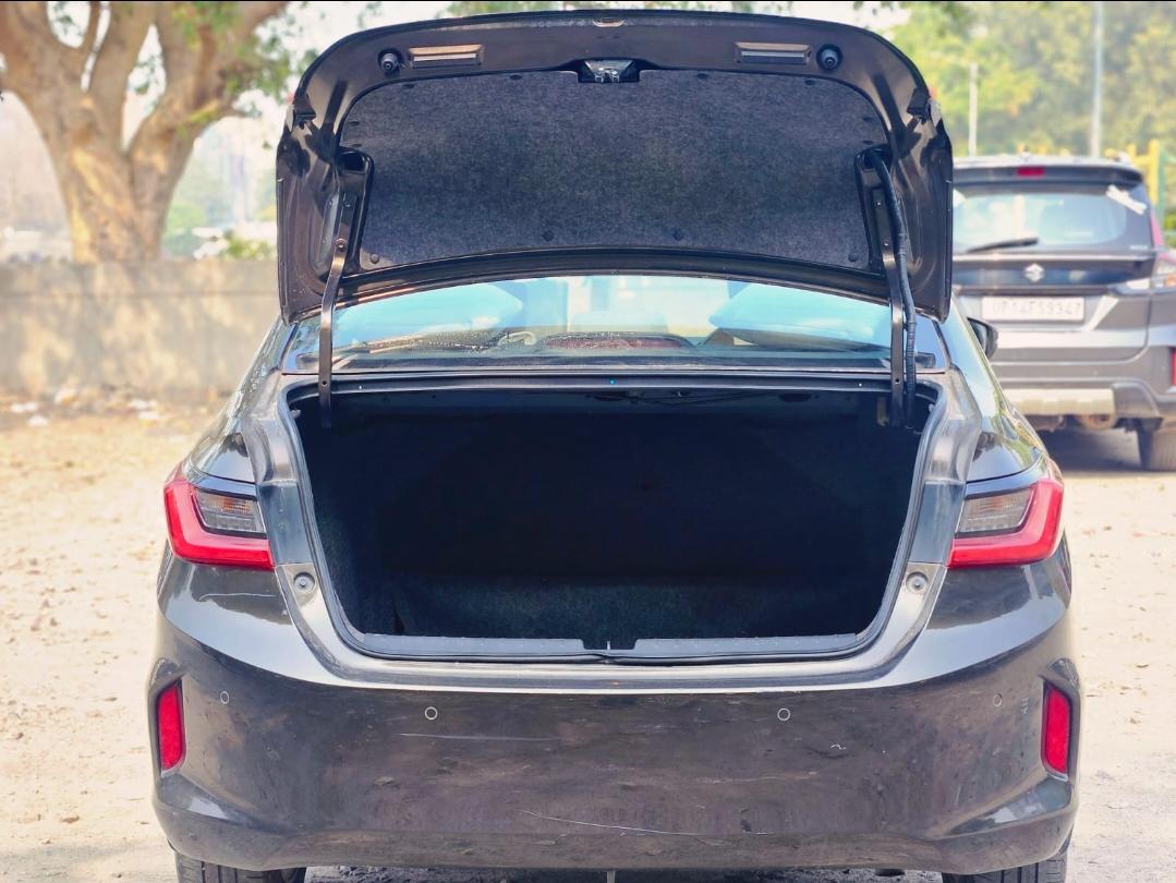 यूज़्ड 2021 होंडा सिटी, Noida New Delhi 9 यूज़्ड 2021 होंडा सिटी, Noida New Delhi 9