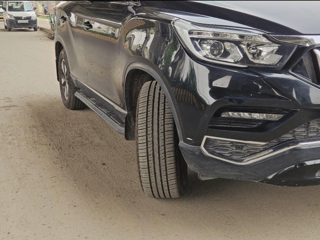 यूज़्ड 2019 महिंद्रा अल्टुरस जी4, Noida New Delhi 9 यूज़्ड 2019 महिंद्रा अल्टुरस जी4, Noida New Delhi 9