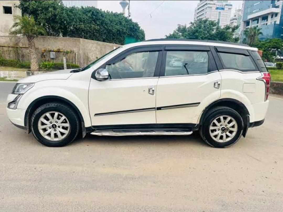 यूज़्ड 2017 महिंद्रा एक्सयूवी500, Raipur 1 यूज़्ड 2017 महिंद्रा एक्सयूवी500, Raipur 1