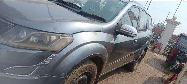 2016 महिंद्रा एक्सयूवी500 W6 FWD 2016 महिंद्रा एक्सयूवी500 W6 FWD