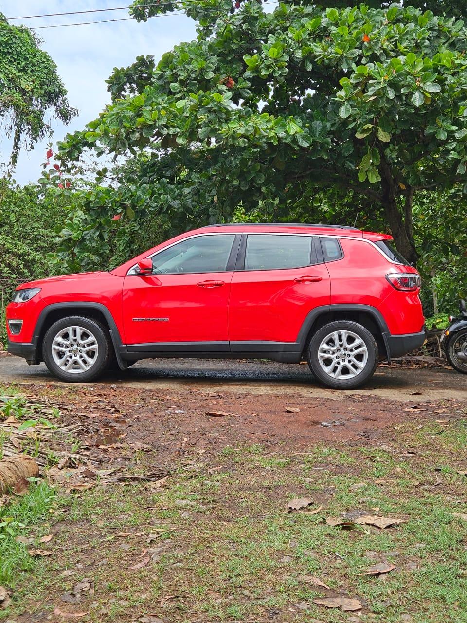 2017 जीप कम्पास Limited 4X4 (O) 2.0 Diesel BS IV 2017 जीप कम्पास Limited 4X4 (O) 2.0 Diesel BS IV