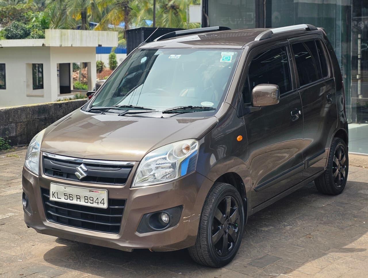 2017 मारुति सुजुकी वैगन आर VXI AMT 1.0 BS IV 2017 मारुति सुजुकी वैगन आर VXI AMT 1.0 BS IV