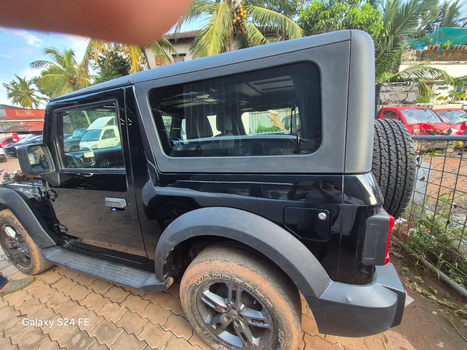 2023 महिंद्रा थार LX Automatic 4 Seater Convertible Top Diesel 2023 महिंद्रा थार LX Automatic 4 Seater Convertible Top Diesel