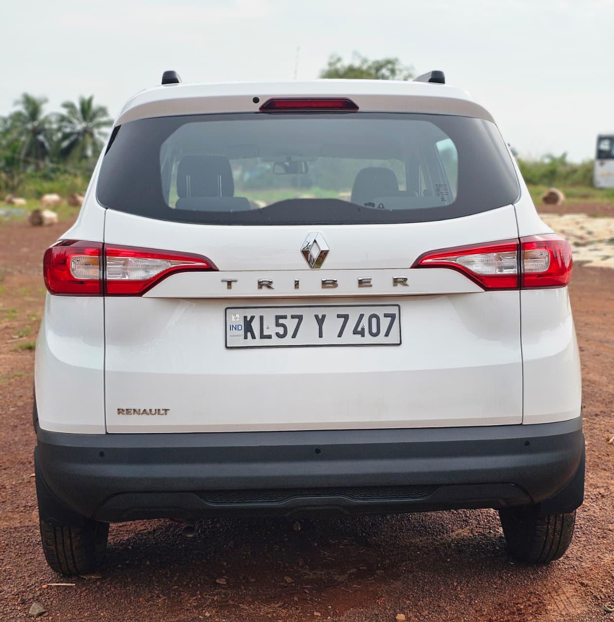 यूज़्ड 2022 रेनो ट्राइबर, Feroke, Kozhikode 1 यूज़्ड 2022 रेनो ट्राइबर, Feroke, Kozhikode 1