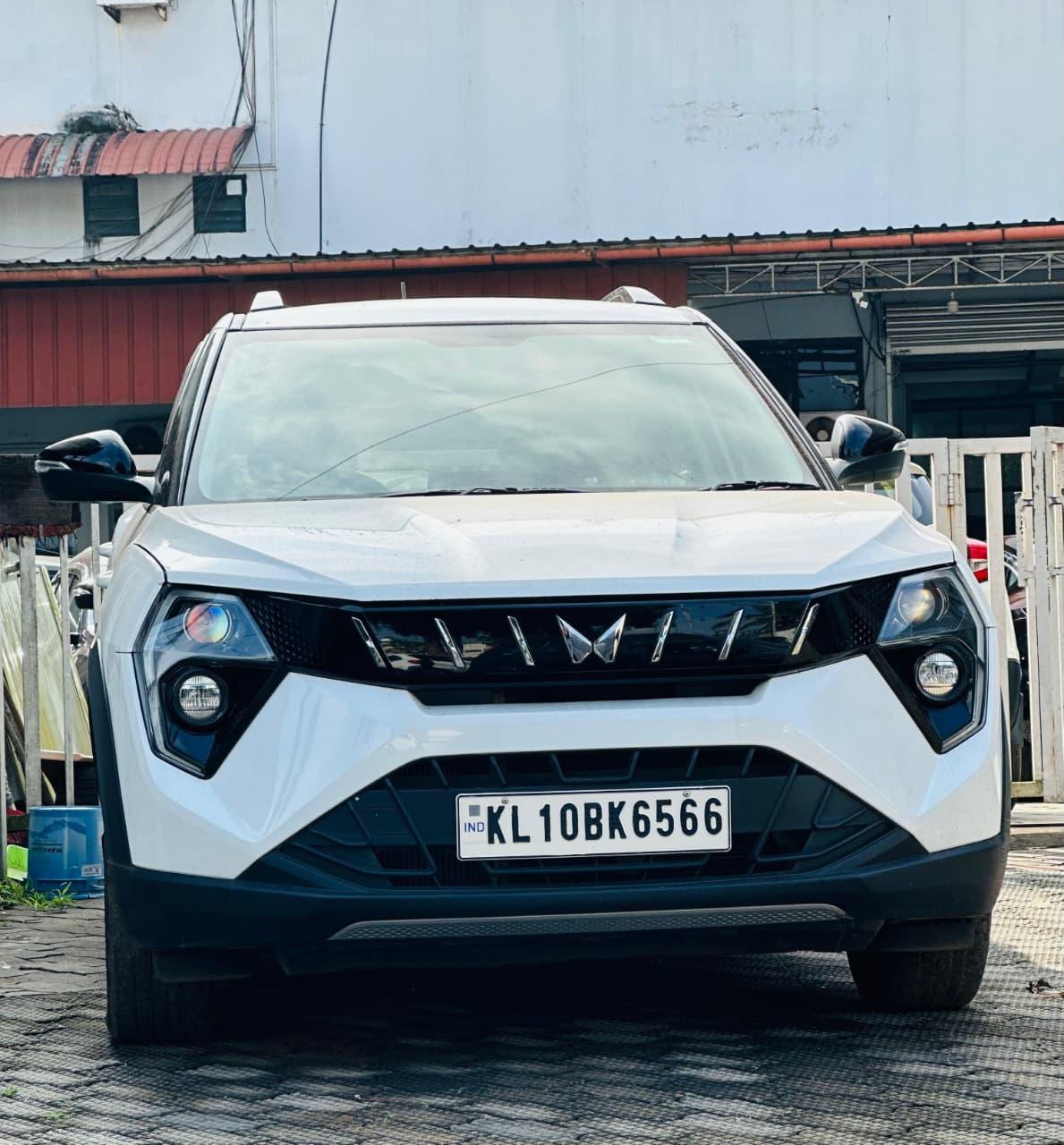 यूज़्ड 2024 महिंद्रा एक्सयूवी 3XO, Feroke, Kozhikode 3 यूज़्ड 2024 महिंद्रा एक्सयूवी 3XO, Feroke, Kozhikode 3