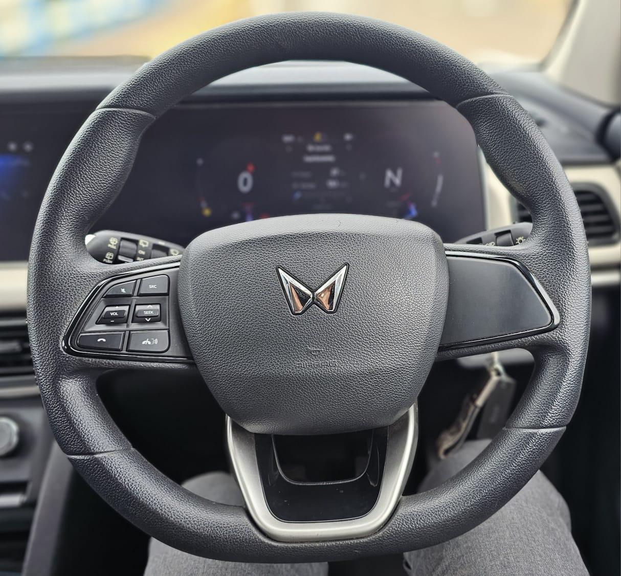 यूज़्ड 2022 महिंद्रा एक्सयूवी700, Feroke, Kozhikode 10 यूज़्ड 2022 महिंद्रा एक्सयूवी700, Feroke, Kozhikode 10