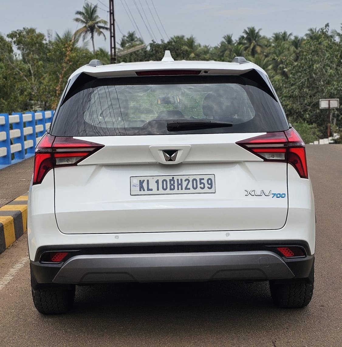 यूज़्ड 2022 महिंद्रा एक्सयूवी700, Feroke, Kozhikode 3 यूज़्ड 2022 महिंद्रा एक्सयूवी700, Feroke, Kozhikode 3