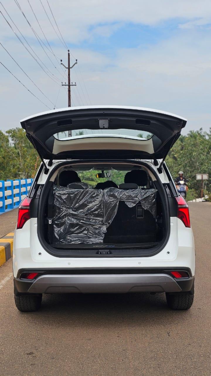 यूज़्ड 2022 महिंद्रा एक्सयूवी700, Feroke, Kozhikode 9 यूज़्ड 2022 महिंद्रा एक्सयूवी700, Feroke, Kozhikode 9