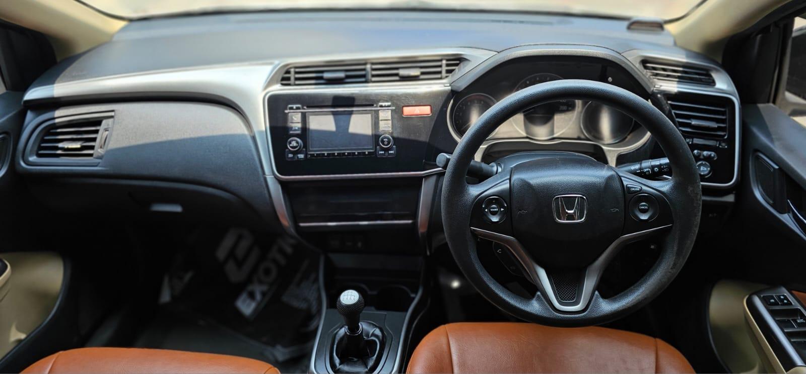 यूज़्ड 2014 होंडा सिटी, Feroke, Kozhikode 11 यूज़्ड 2014 होंडा सिटी, Feroke, Kozhikode 11