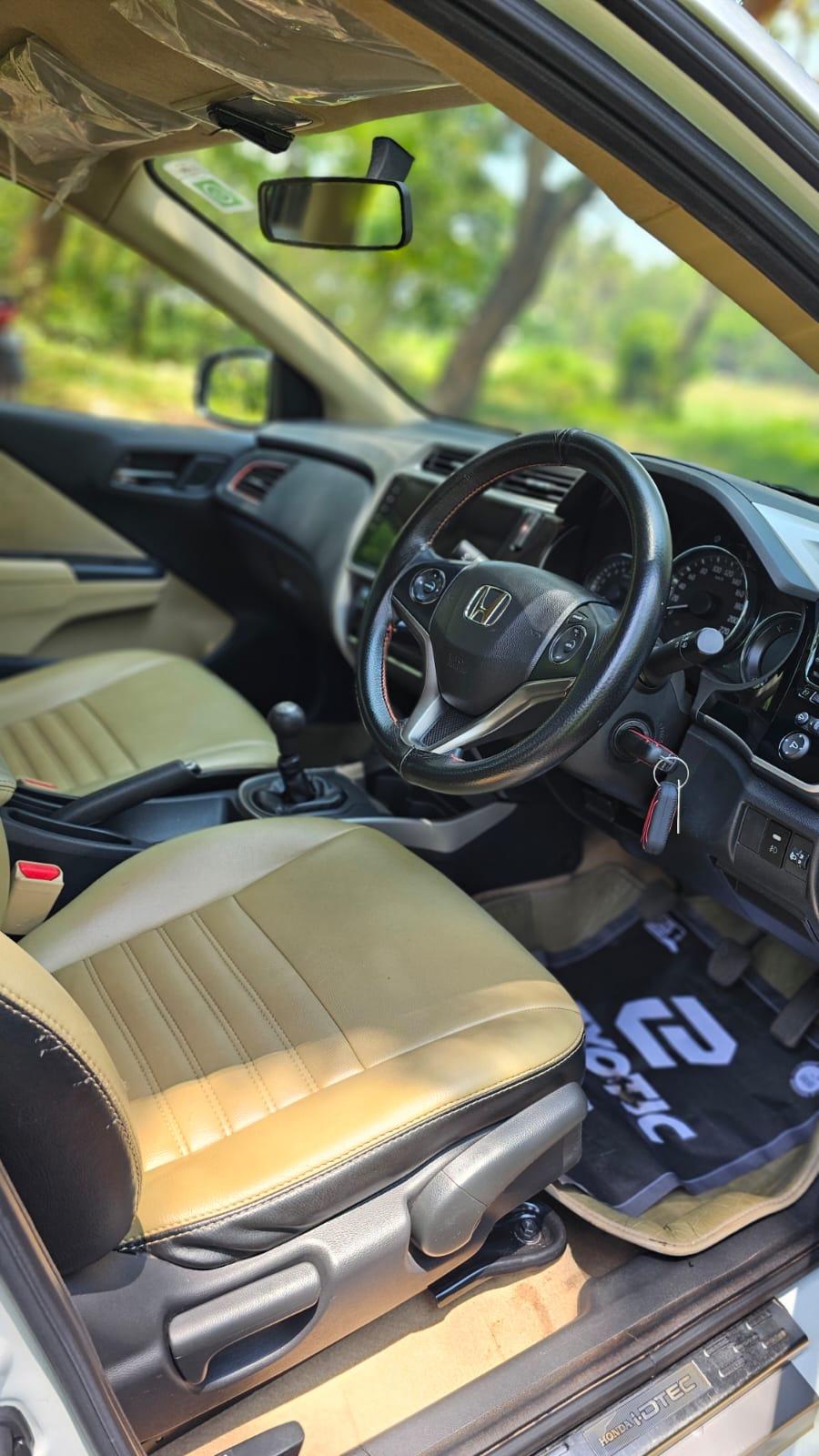 यूज़्ड 2017 होंडा सिटी, Feroke, Kozhikode 15 यूज़्ड 2017 होंडा सिटी, Feroke, Kozhikode 15