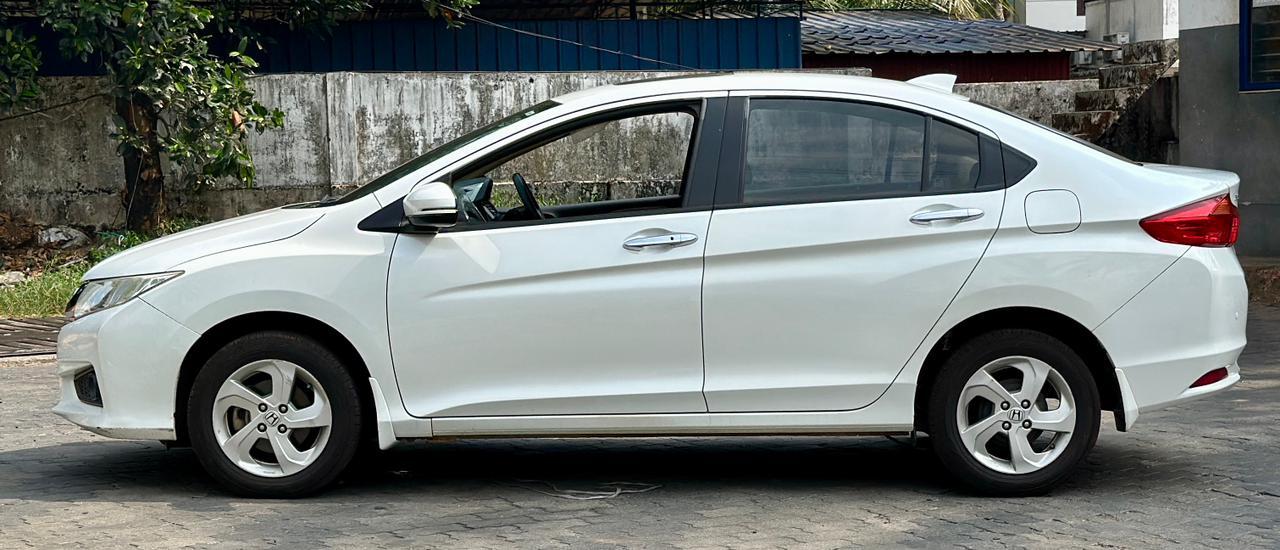 यूज़्ड 2016 होंडा सिटी, Feroke, Kozhikode 1 यूज़्ड 2016 होंडा सिटी, Feroke, Kozhikode 1