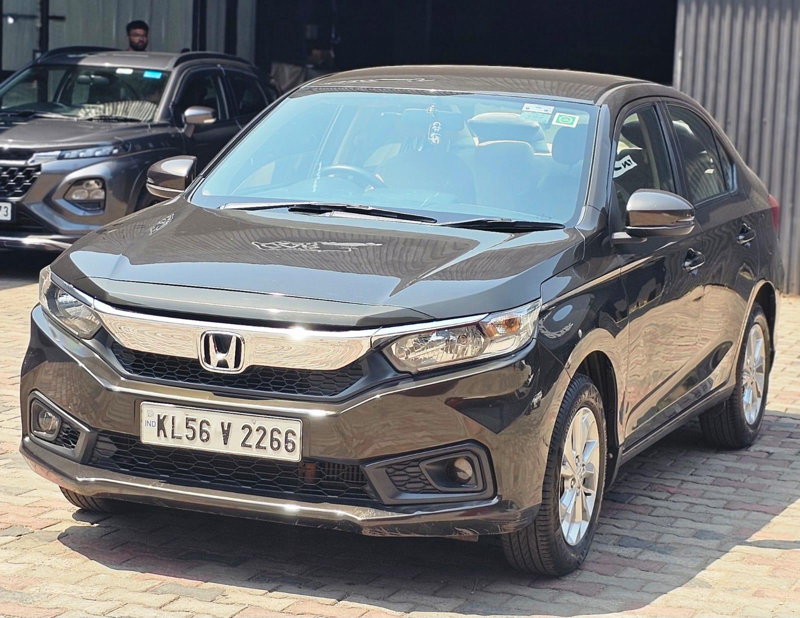 2019 होंडा अमेज़ 1.5 V AT i-DTEC 2019 होंडा अमेज़ 1.5 V AT i-DTEC
