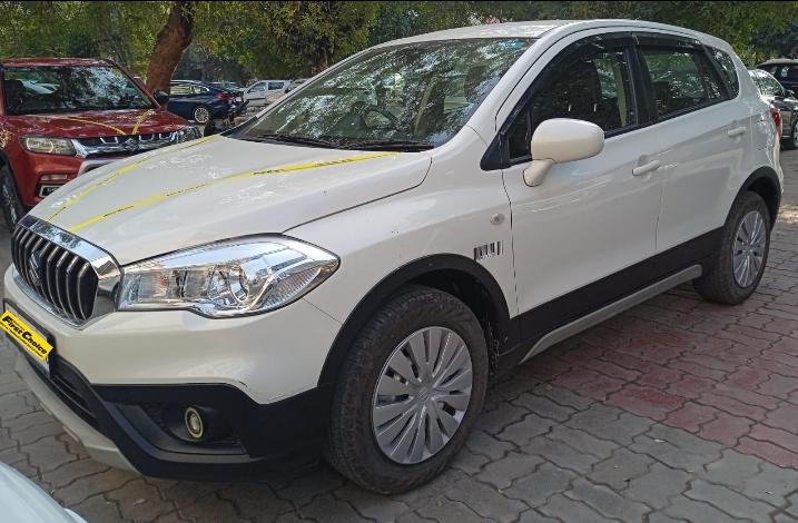 2022 मारुति सुजुकी एस-क्रॉस Sigma MT Petrol 2022 मारुति सुजुकी एस-क्रॉस Sigma MT Petrol