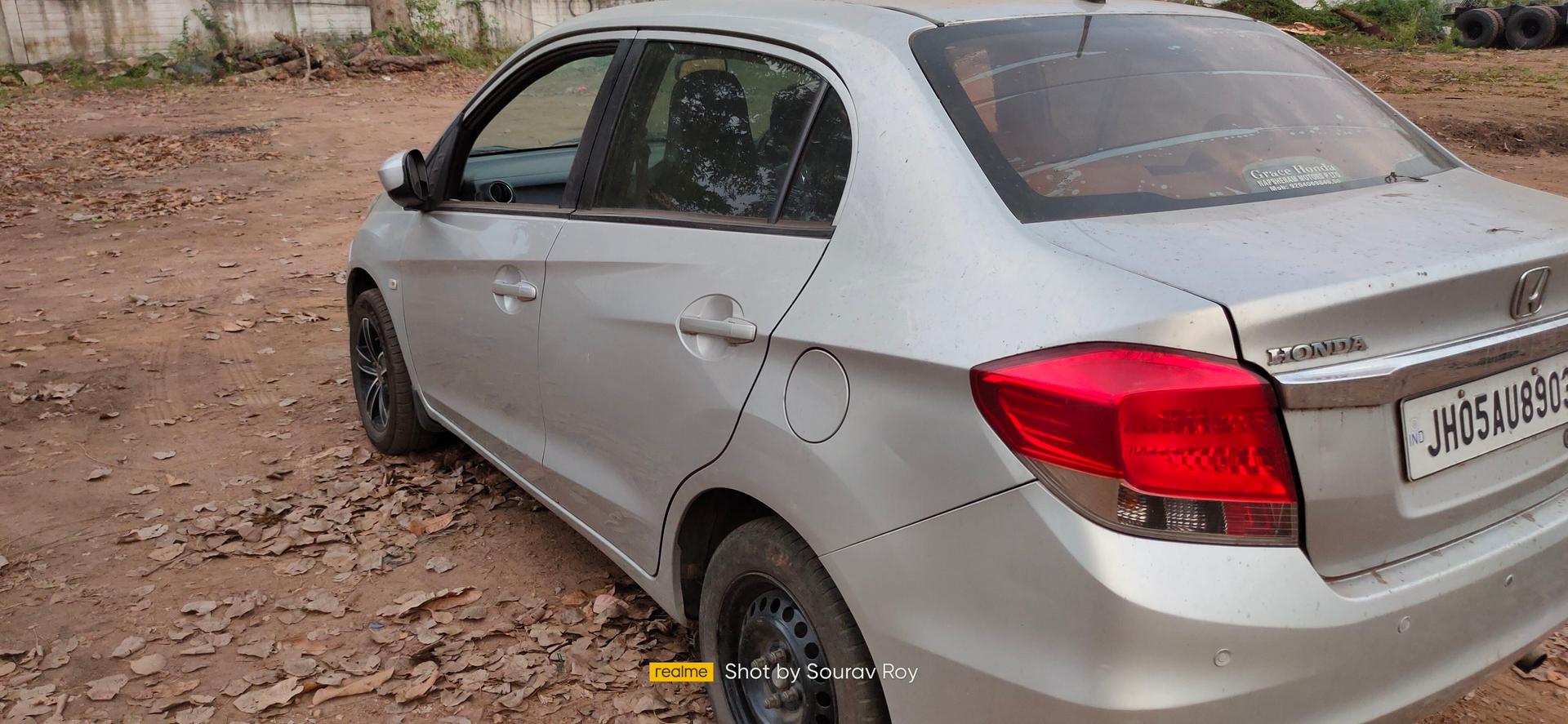 2013 होंडा अमेज़ E MT Diesel BS IV 2013 होंडा अमेज़ E MT Diesel BS IV