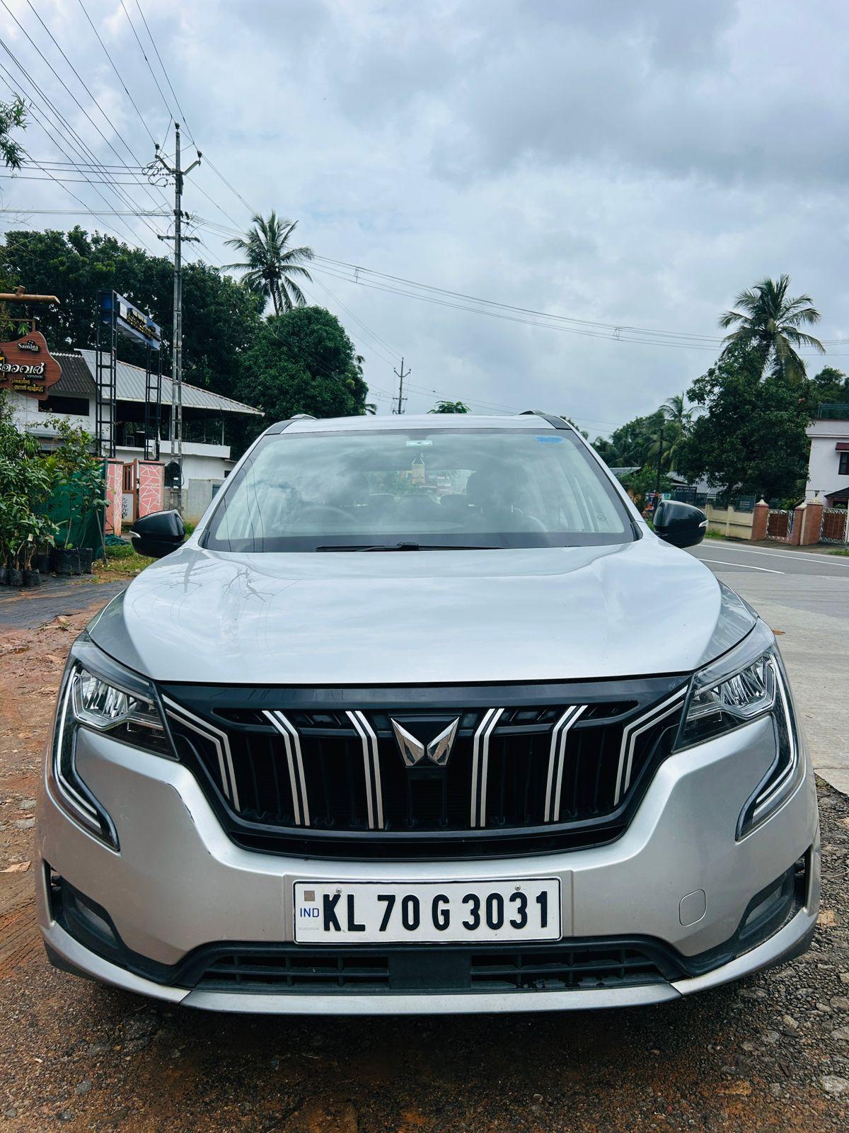 2022 महिंद्रा एक्सयूवी700 AX5 MT Petrol 7 STR 2022 महिंद्रा एक्सयूवी700 AX5 MT Petrol 7 STR