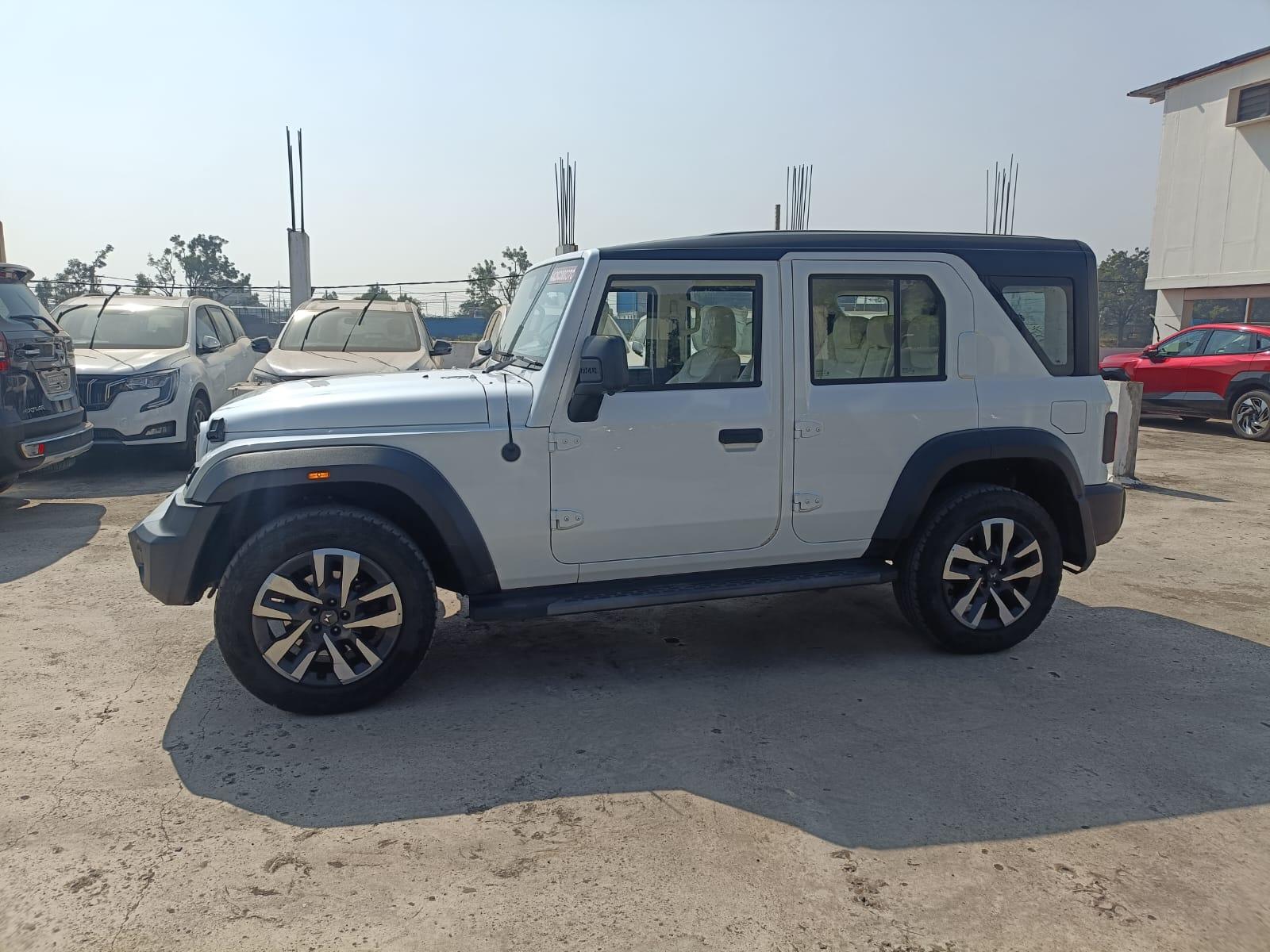 2024 महिंद्रा थार रॉक्स AX7L Diesel 2WD AT 2024 महिंद्रा थार रॉक्स AX7L Diesel 2WD AT