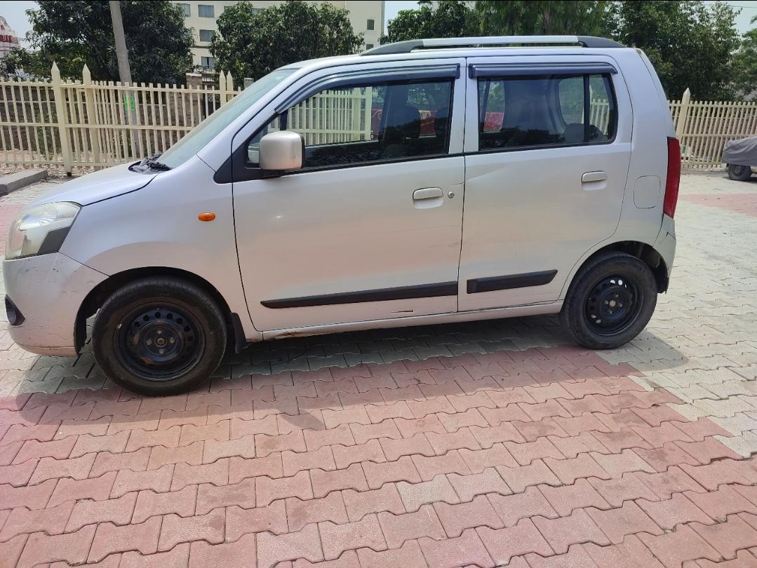 2011 मारुति सुजुकी वैगन आर VXI 1.0 BS IV 2011 मारुति सुजुकी वैगन आर VXI 1.0 BS IV