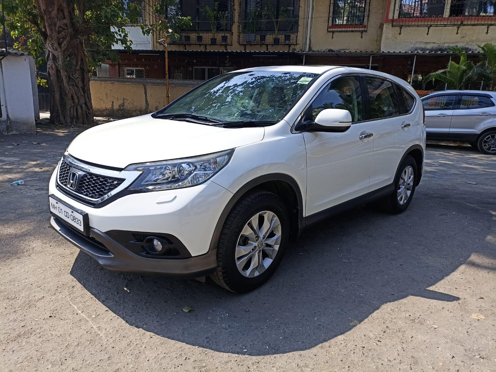 2015 होंडा सीआर-वी 2.4L AT Petrol 2015 होंडा सीआर-वी 2.4L AT Petrol
