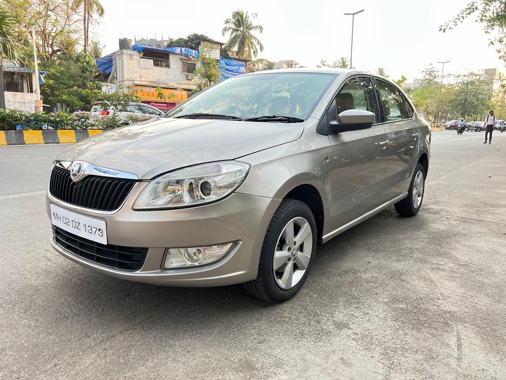 2015 स्कोडा रैपिड 1.6 Elegance Petrol MT 2015 स्कोडा रैपिड 1.6 Elegance Petrol MT