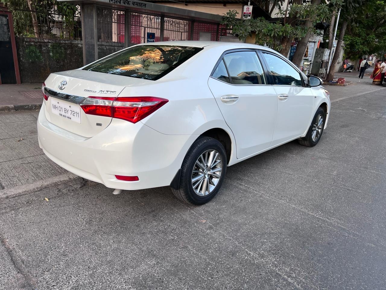 Corolla Altis image 5 Corolla Altis image 5