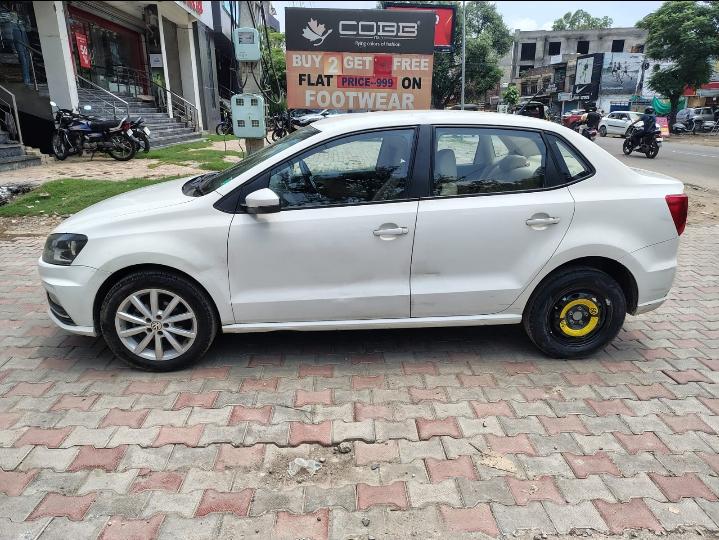 2018 फॉक्सवैगन एमियो 1.5 L TDI Diesel Highline 2018 फॉक्सवैगन एमियो 1.5 L TDI Diesel Highline