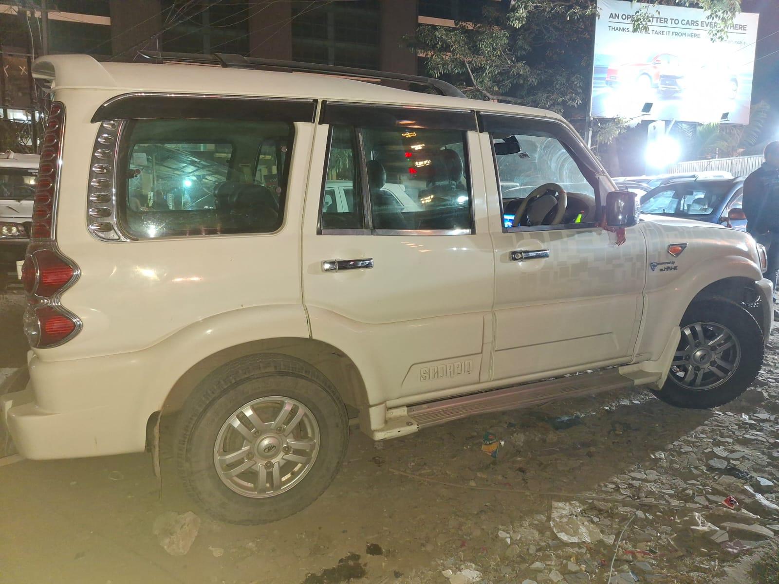 2011 महिंद्रा स्कॉर्पियो VLX 2WD BS3 2011 महिंद्रा स्कॉर्पियो VLX 2WD BS3