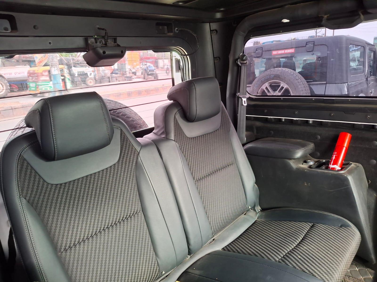 2024 महिंद्रा थार रॉक्स AX7L Diesel 2WD MT 2024 महिंद्रा थार रॉक्स AX7L Diesel 2WD MT