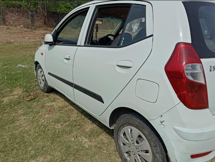 यूज़्ड 2013 ह्युंडई आई10, Sachendi, Kanpur Nagar 2 यूज़्ड 2013 ह्युंडई आई10, Sachendi, Kanpur Nagar 2