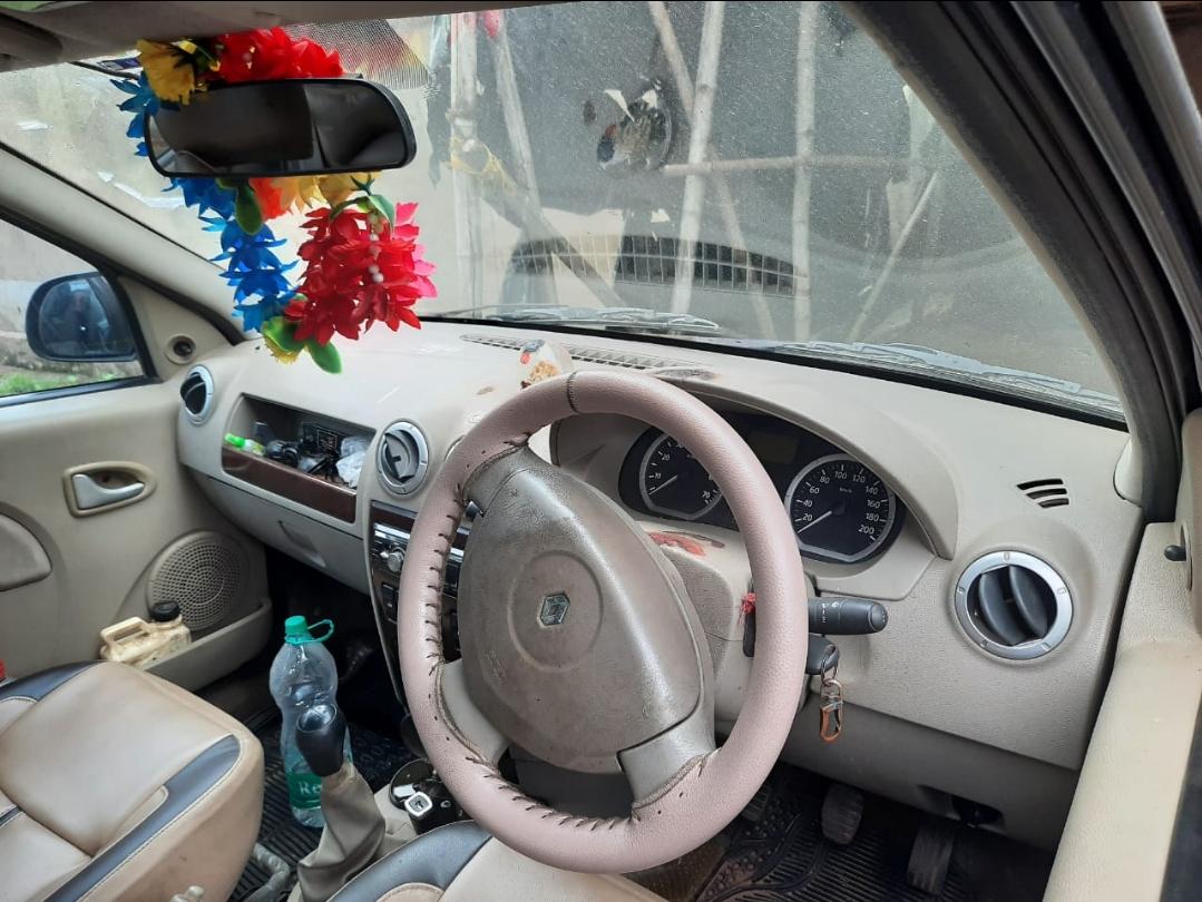 यूज़्ड 2011 महिंद्रा रेनो लोगन, Kharagpur 4 यूज़्ड 2011 महिंद्रा रेनो लोगन, Kharagpur 4