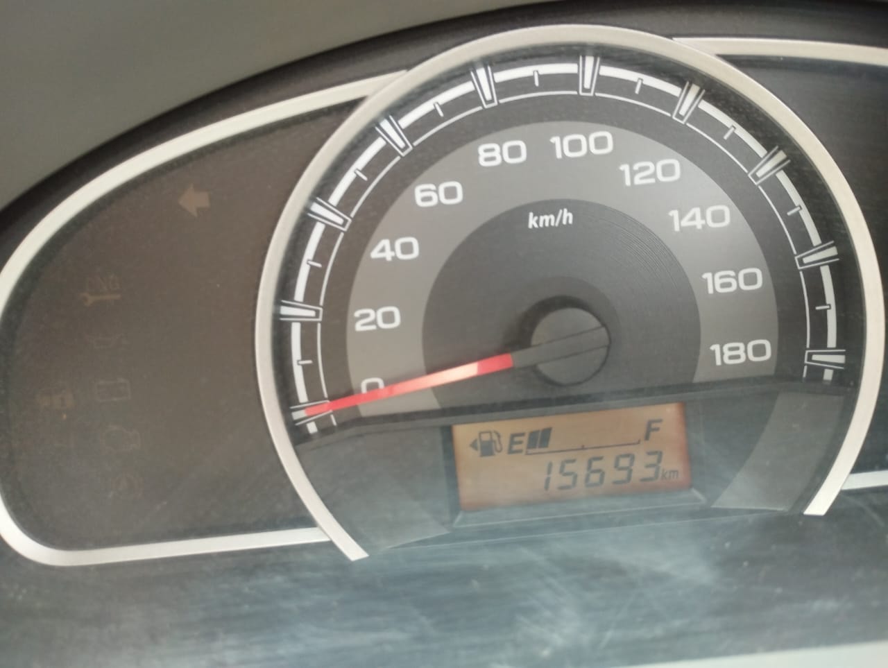 Alto 800 image 7 Alto 800 image 7