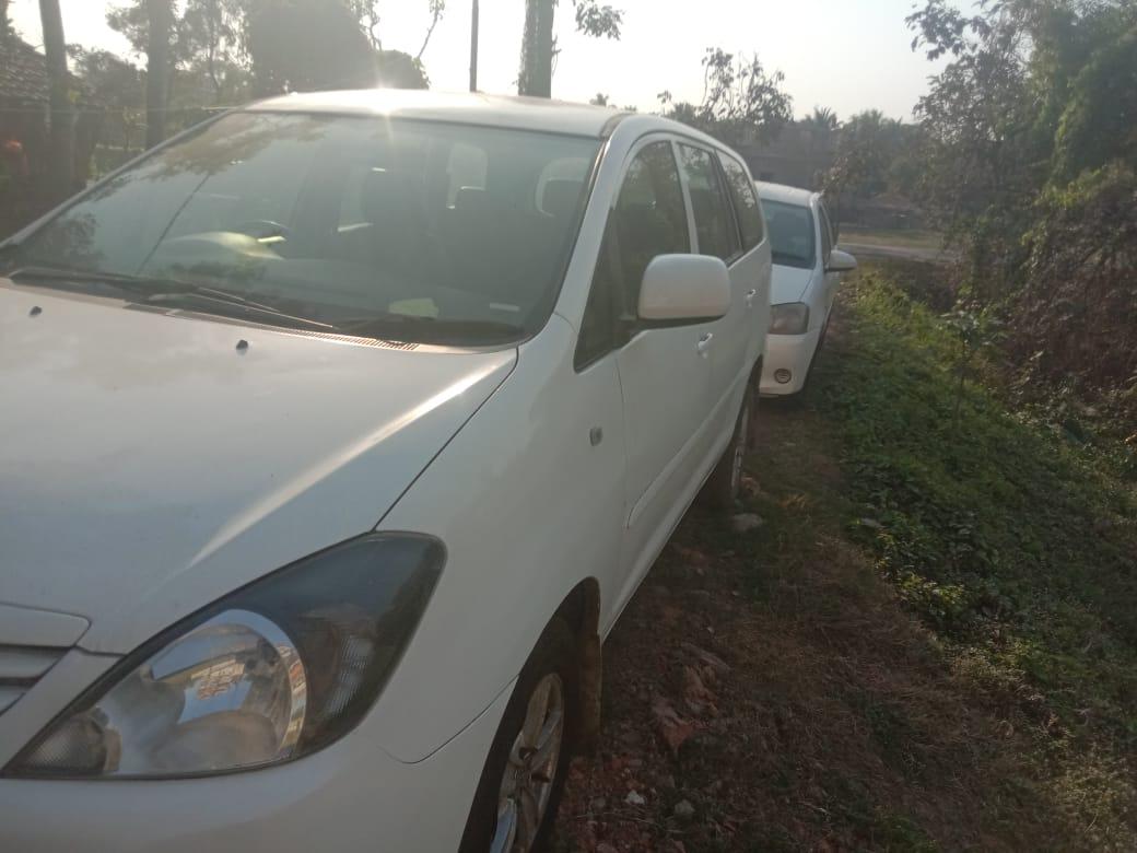 यूज़्ड 2011 टोयोटा इनोवा, Kharagpur 1 यूज़्ड 2011 टोयोटा इनोवा, Kharagpur 1