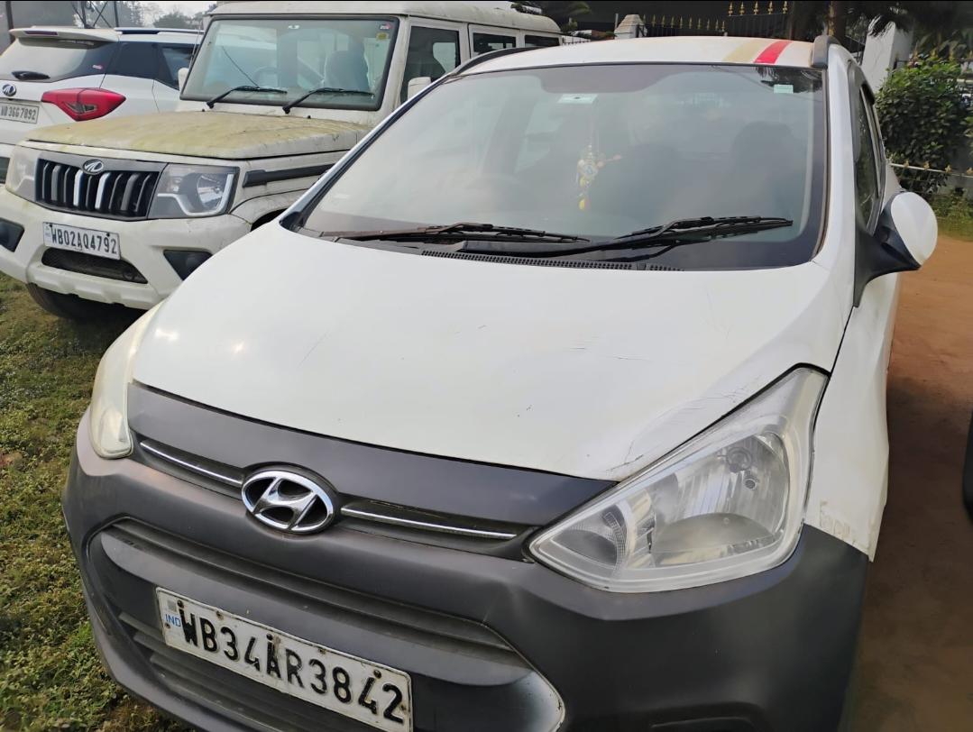 2015 ह्युंडई आई10 Sportz 1.1 iRDE2 2015 ह्युंडई आई10 Sportz 1.1 iRDE2