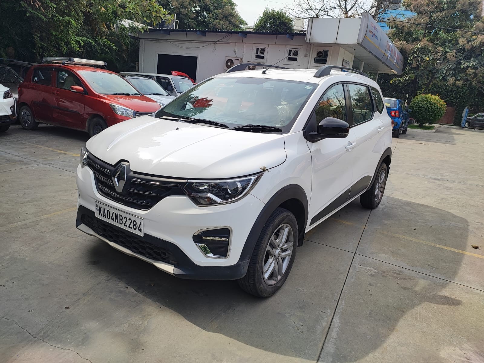 Used 2022 Renault Triber Used 2022 Renault Triber