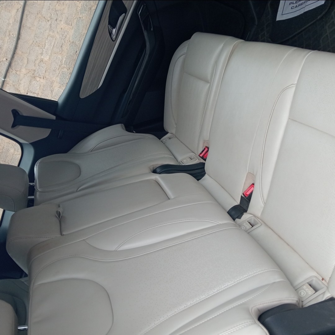 Used 2021 Mahindra XUV700 Used 2021 Mahindra XUV700