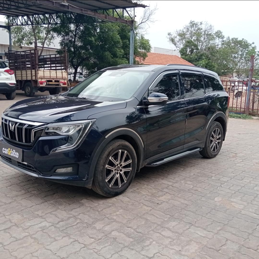 2021 महिंद्रा एक्सयूवी700 AX7 MT Petrol 7 STR 2021 महिंद्रा एक्सयूवी700 AX7 MT Petrol 7 STR