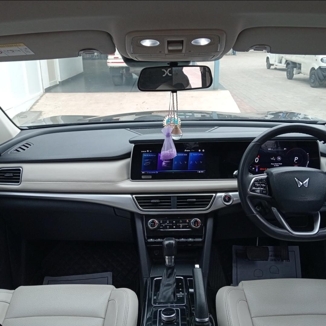 यूज़्ड 2021 महिंद्रा एक्सयूवी700, Bellary 11 यूज़्ड 2021 महिंद्रा एक्सयूवी700, Bellary 11