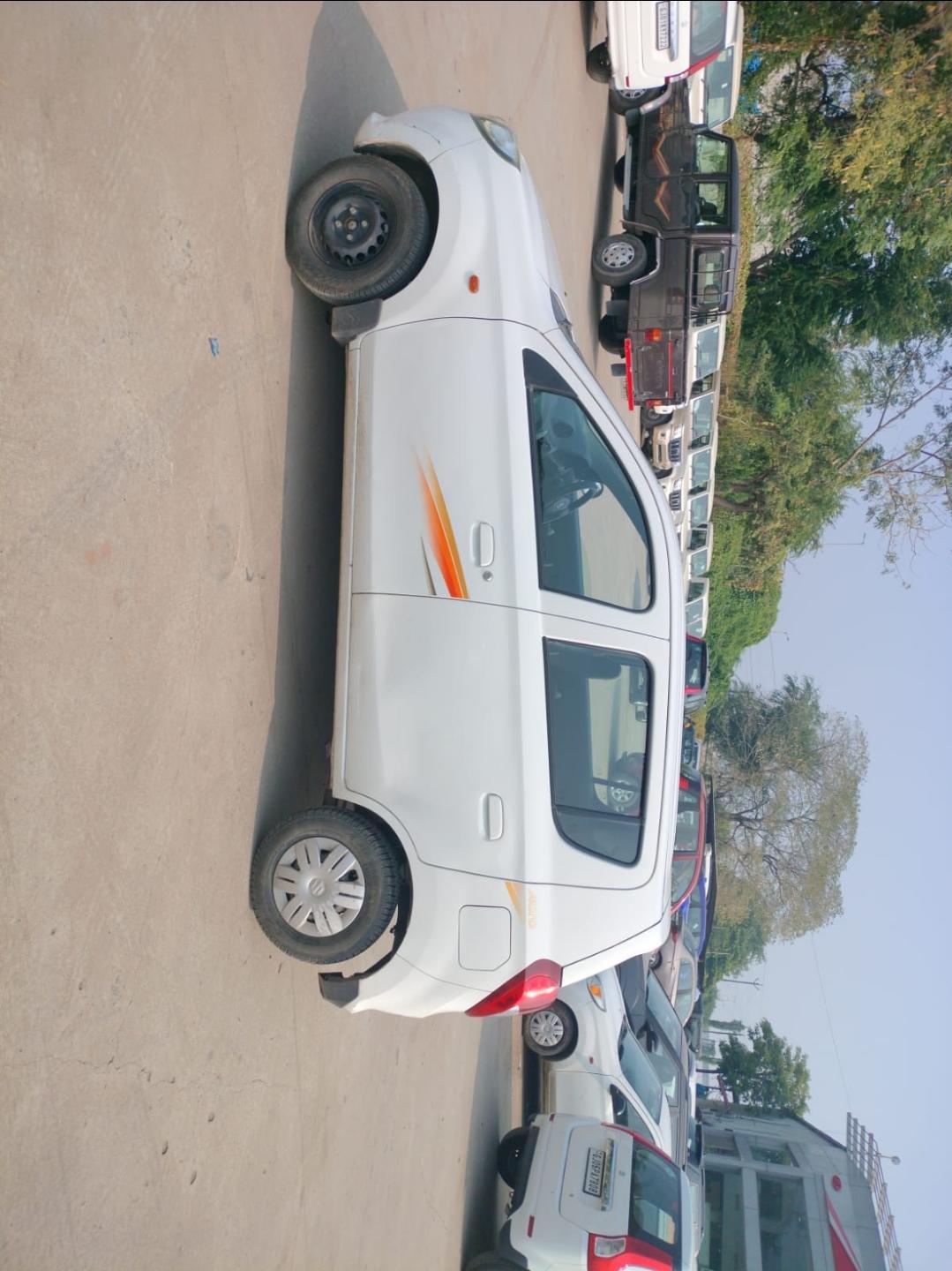 यूज़्ड 2013 मारुति सुजुकी अल्टो 800, Baroda  यूज़्ड 2013 मारुति सुजुकी अल्टो 800, Baroda