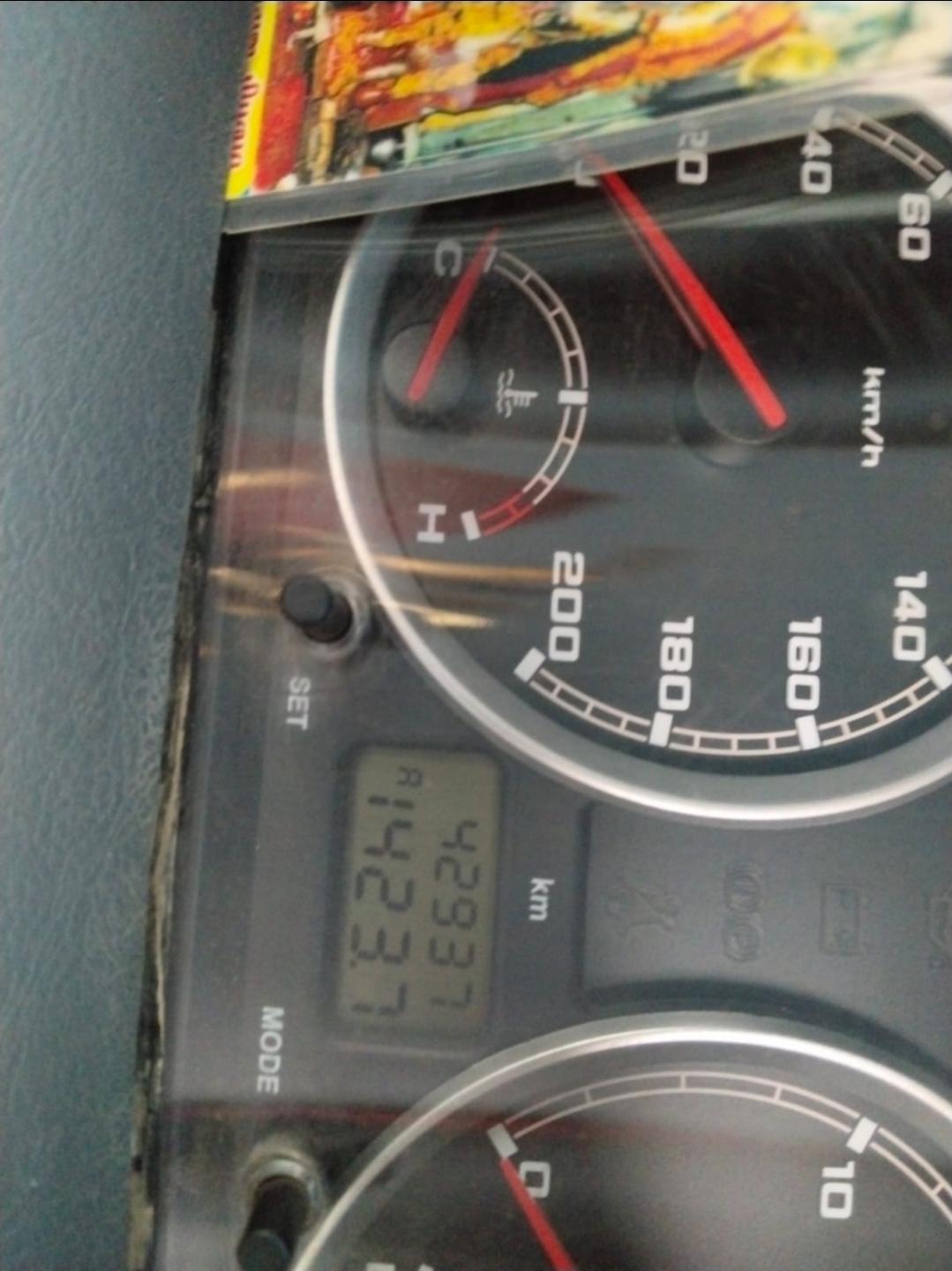 यूज़्ड 2014 टाटा ज़ेनॉन एक्सटी, Baroda 4 यूज़्ड 2014 टाटा ज़ेनॉन एक्सटी, Baroda 4