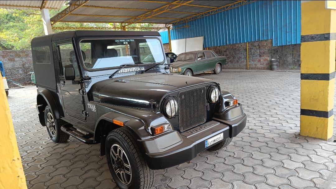 2017 महिंद्रा थार AX Manual 6 Seater Soft Top Diesel 2017 महिंद्रा थार AX Manual 6 Seater Soft Top Diesel