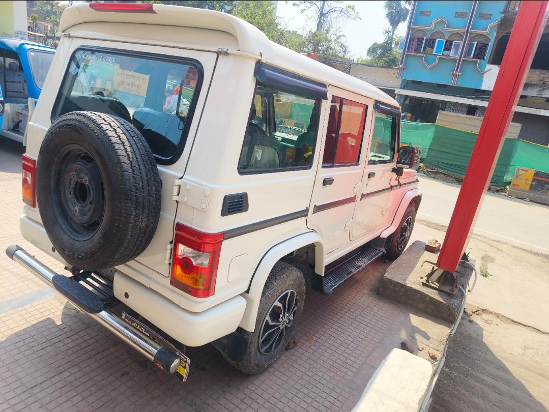 यूज़्ड 2021 महिंद्रा बोलेरो, Satation Road, Siwan 3 यूज़्ड 2021 महिंद्रा बोलेरो, Satation Road, Siwan 3