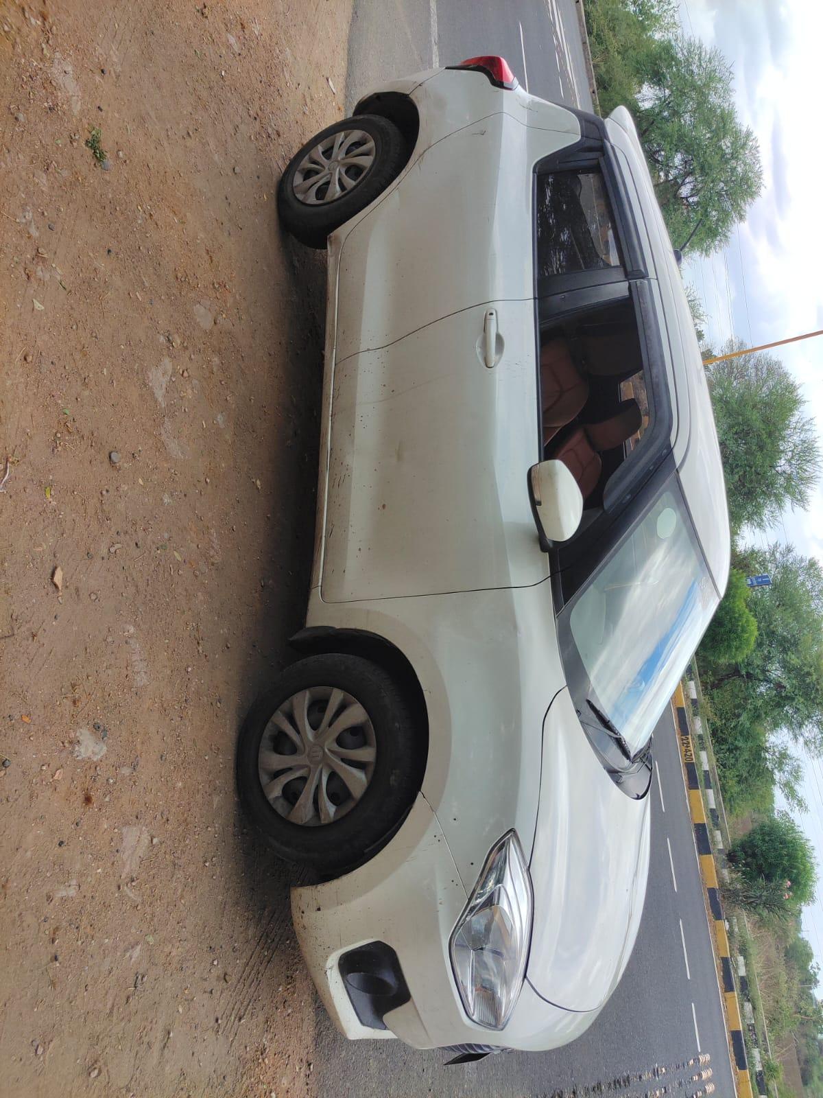 2020 मारुति सुजुकी स्विफ्ट VXI BS IV 2020 मारुति सुजुकी स्विफ्ट VXI BS IV